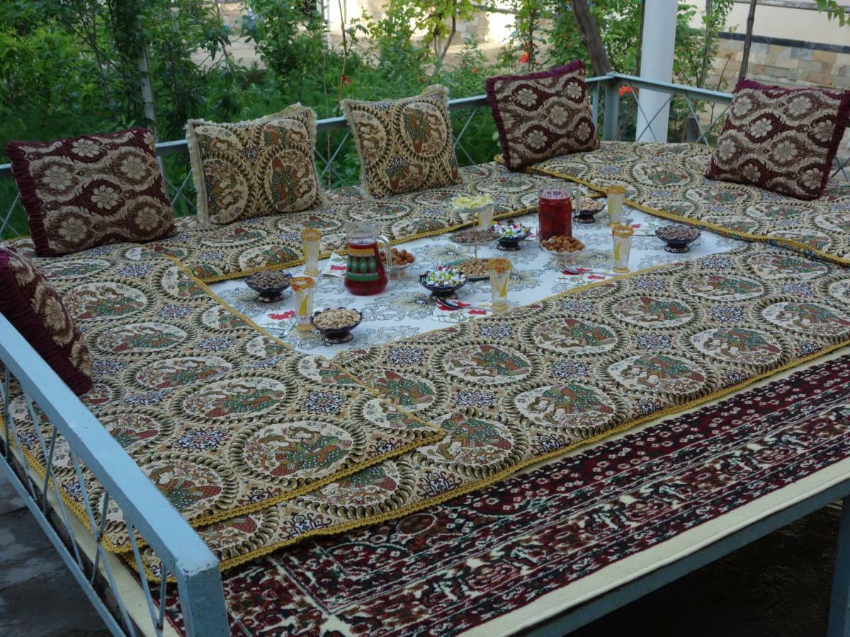 Nurobod Guesthouse Buchara Exteriör bild